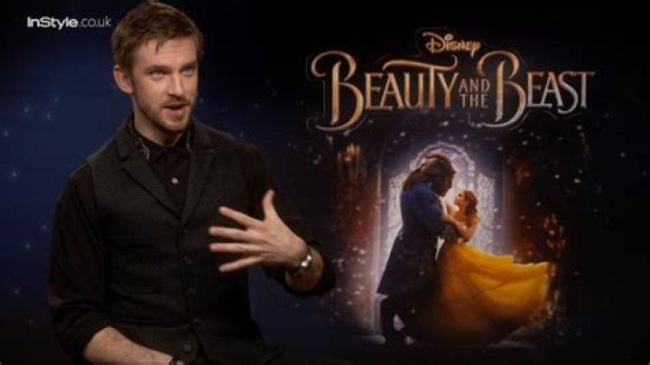 Did Dan Stevens sing Evermore? – Celebrity