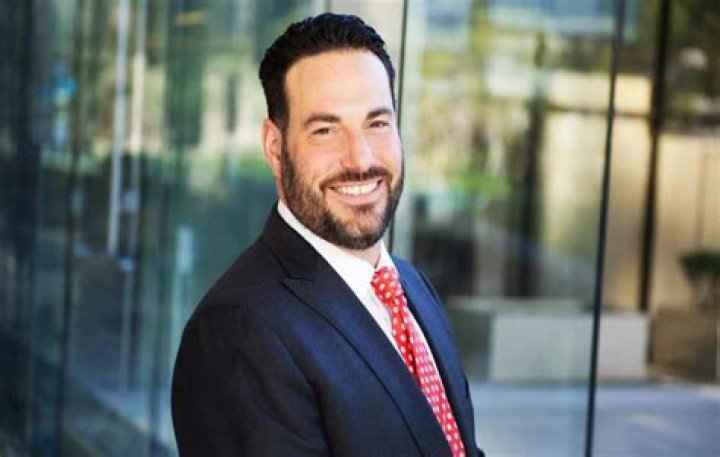 How Much Does Dan Katz Make? – Celebrity